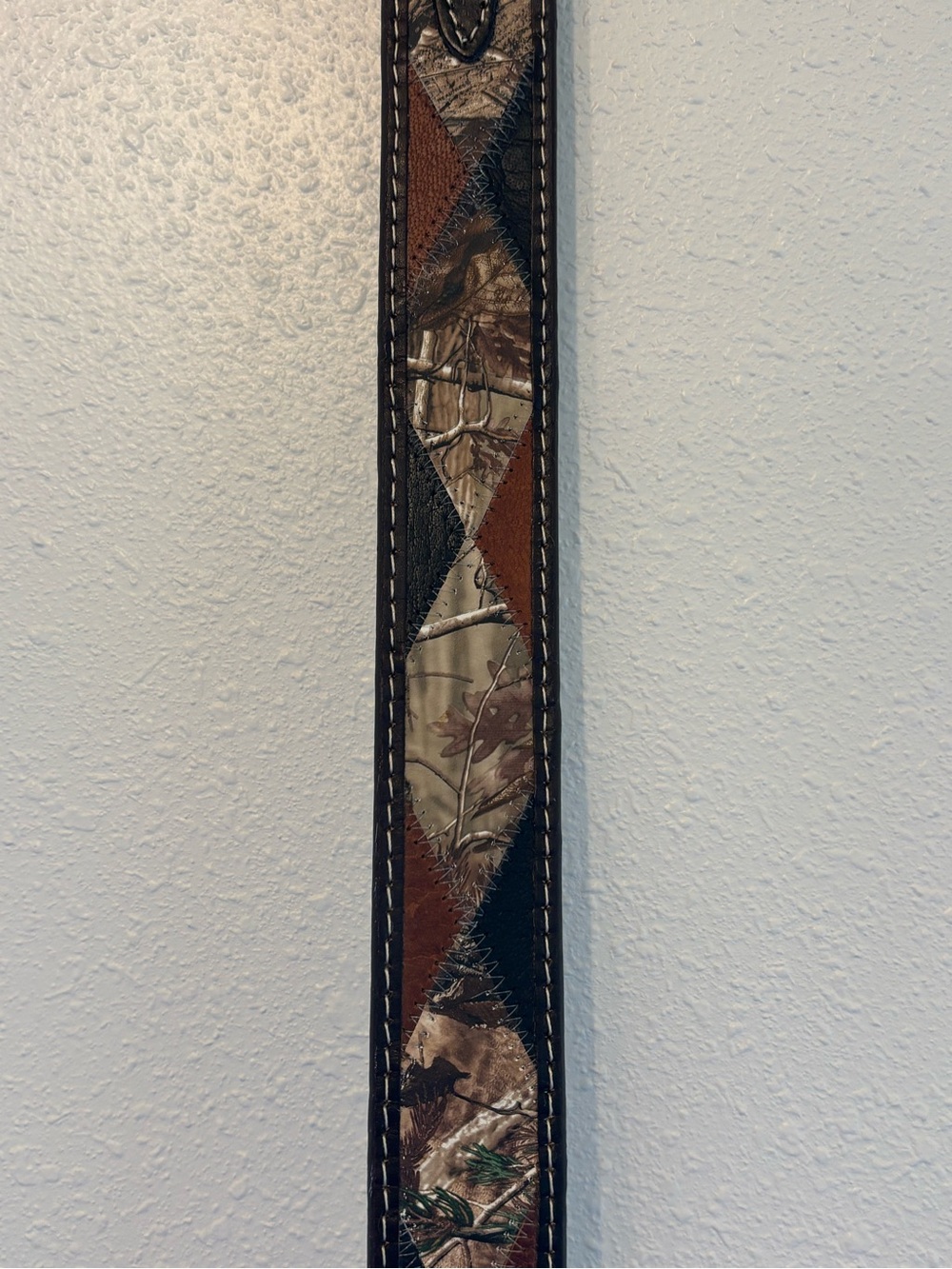 3-D Belt Co. camouflage argile Men's Patchwork Leather Belt - Rugged Style 46”